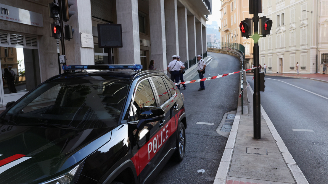 indexhu's tweet photo. „Hiányoztak a lábai” – pokolgép robbant egy ukrán milliomos házánál Monacóban, felesége és fia is súlyosan megsérült.
https://t.co/EUfdFPPQf3
Fotó: Alexandre Dimou / Reuters
#Monaco #explosion #bomb #indexhu https://t.co/knm9xNFe2S