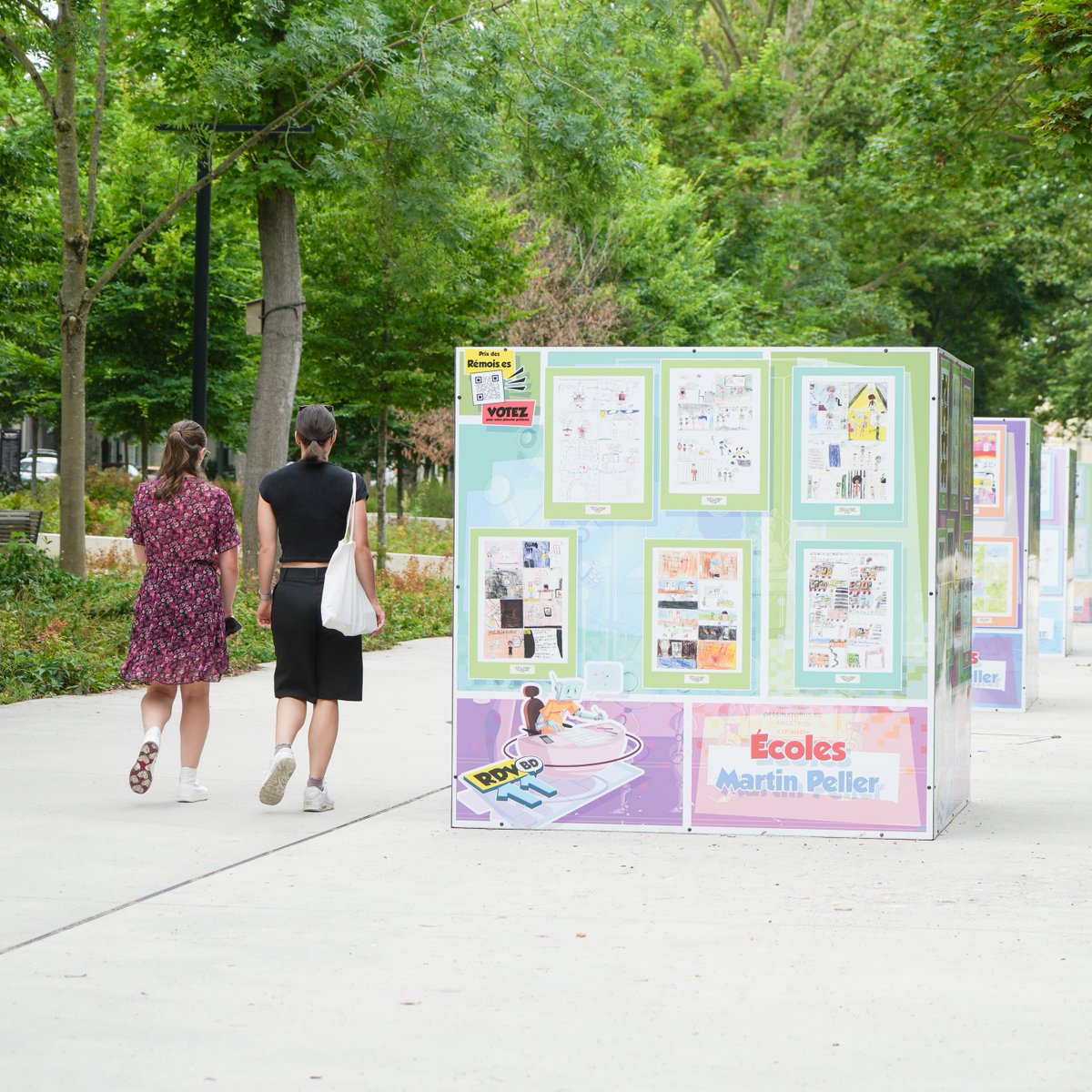VilledeReims's tweet photo. Venez admirer l'#exposition « Rendez-Vous #BD / Manga » aux Basses Promenades ! Découvrez les créations des élèves rémois, de la Maison Commune Chemin Vert et d'artistes professionnels. Une belle mise en lumière des jeunes #scolaires et talents locaux, à voir jusqu'au 31 août ! https://t.co/hboIHwEGrj