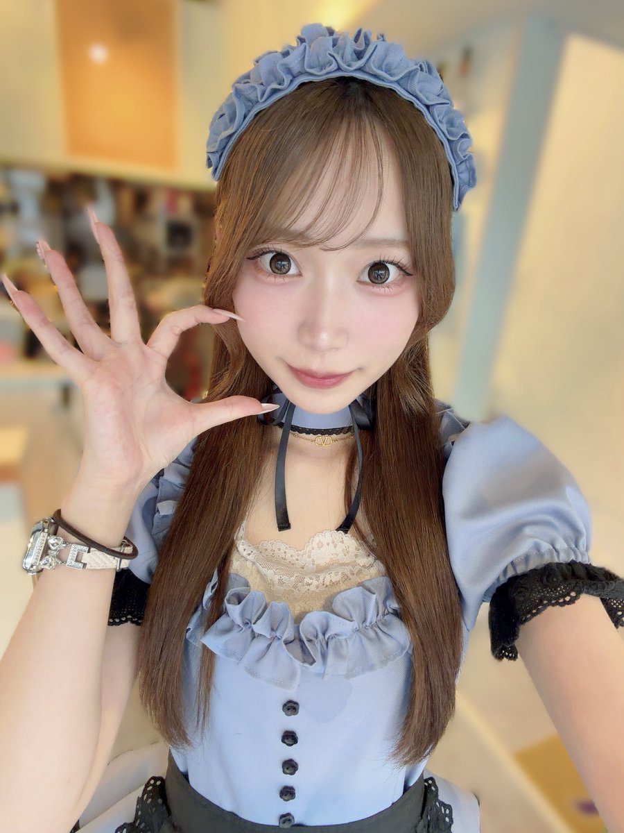 yyurch_'s tweet photo. 今日メイク薄い❕ https://t.co/ASKF9iSv6N