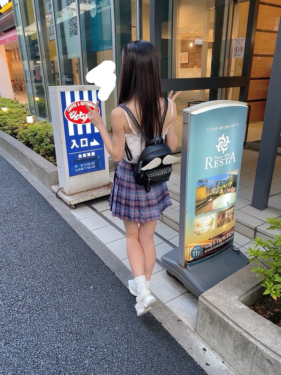 hinaco_11's tweet photo. 4年前の今日みたいです˘ᵕ˘ᶻᶻᶻ

みなさまごきげんよう https://t.co/4PL4EoAnrP