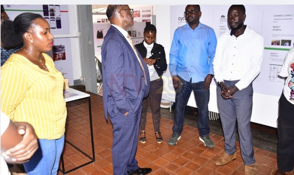 ntvuganda's tweet photo. PHOTOS: Makerere University Vice Chancellor Prof. Barnabas Nawangwe has urged students to commercialise their innovations and create jobs instead of seeking employment. #NTVNews 

Speaking while touring inaugural capstone projects by the first cohort of Visual Communication, Design and Multimedia students at the Makerere Art Gallery, Prof. Nawangwe said the projects address everyday challenges facing Ugandans and pledged the university's support to help turn the ideas into businesses.