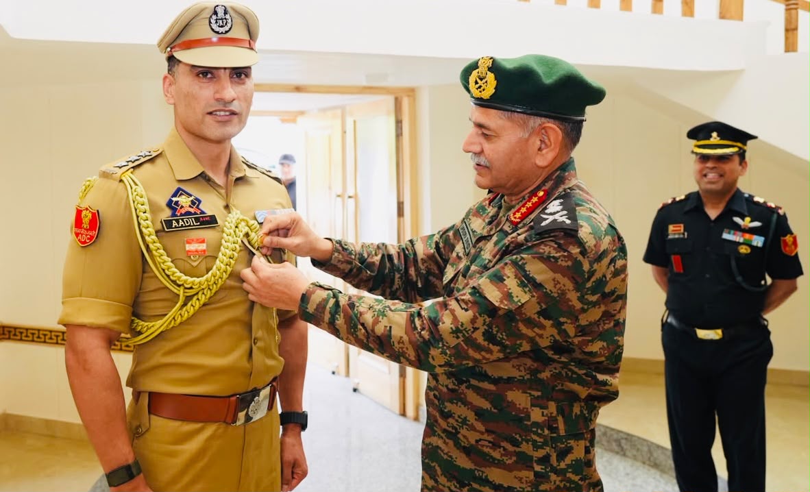 GreaterKashmir's tweet photo. Chief of the Army Staff, General Upendra Dwivedi, PVSM, AVSM, honoured Sheikh Aadil (JKPS), Aide-de-Camp (ADC) to the Lieutenant Governor of the Union Territory of Ladakh, with the prestigious Chief of the Army Staff Commendation Medal in recognition of his exemplary service and dedication.

#Newsalert