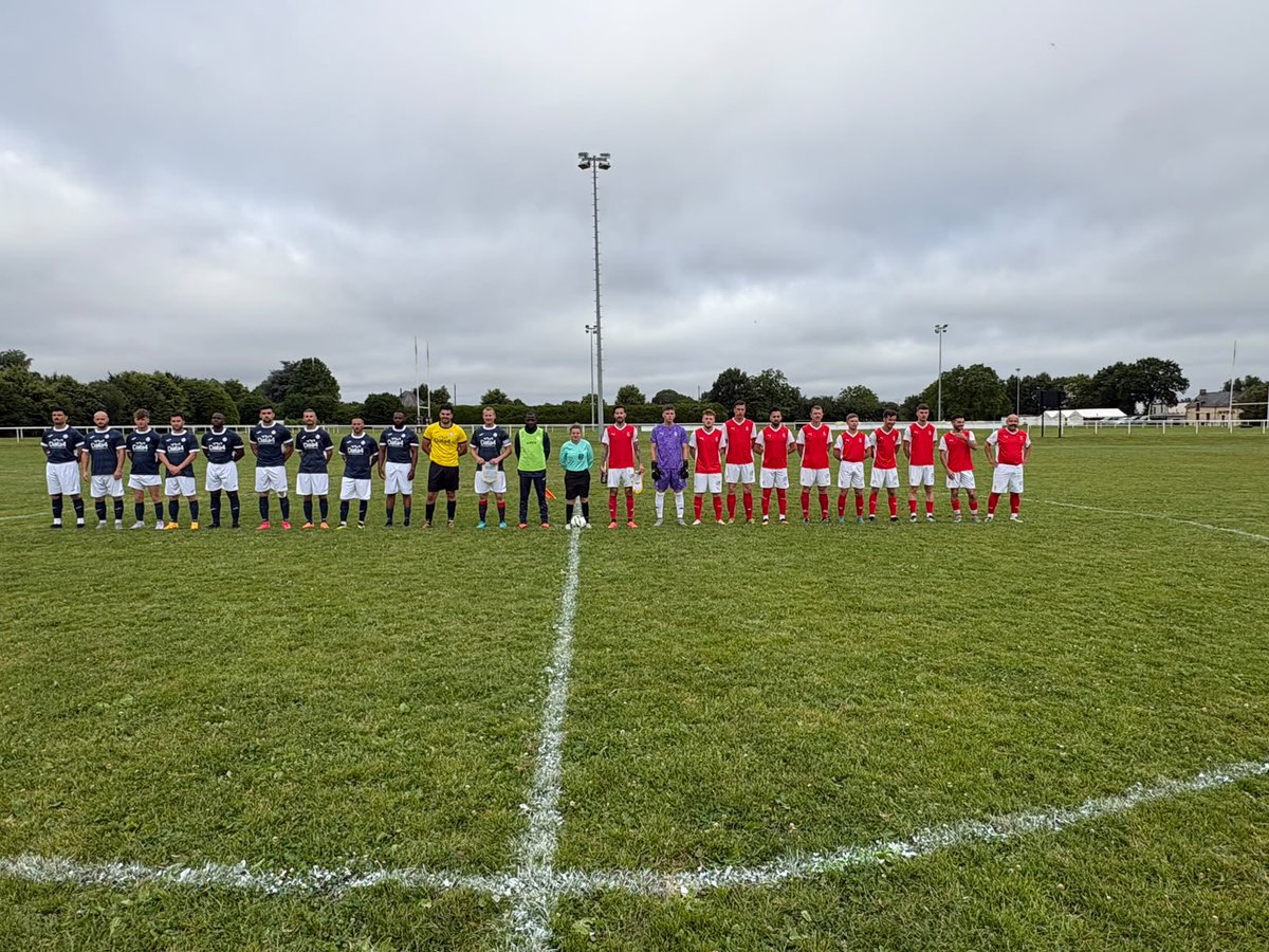 SDIS51's tweet photo. ⚽️Retour en images sur le championnat de France des @PompiersFR N2 qui s’est déroulé dans le département d’Ile-et-Vilaine, à Rennes.

L’équipe départementale de la Marne a joué dans la poule 3/C, avec les équipes suivantes:
🔹NORD (59)
🔹ESSONNE (91)
🔹RHÔNE (69)
🔹CÔTE D'OR (21) https://t.co/Aj5hq6I3GF