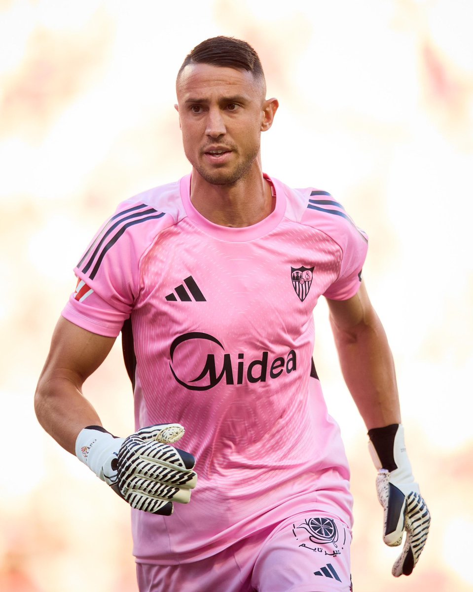 elsevillistacom's tweet photo. 📰 Vlachodimos se queda en Sevilla

💶 El acuerdo con el Newcastle para una nueva cesión estaría cerca

#️⃣ #TDSDeporte #SevillaFC #RumoresSFC

✍🏼 @Erick18SFC

🔗 https://t.co/k5RE5W1IKa https://t.co/GKhof5wtyn