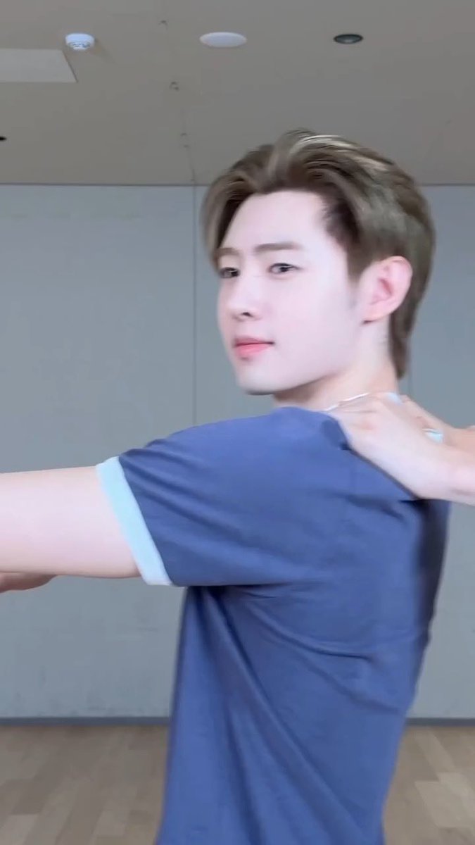 mel2fairn's tweet photo. รู้แล้วสโนวี่กมเหมือนคัย ?????? https://t.co/GgspeQFmY8