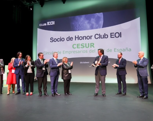 clubeoi's tweet photo. 📌 Entrevista a nuestro presidente, Luis López-Cózar, en @ejecutivos_es como miembro de la Junta Directiva en @directivosCEDE
➡️https://t.co/qYjTARVku7
@EOI
#SomosEOI
#AlumniEOI
#UniendoProfesionales https://t.co/vqSNGhXSKV