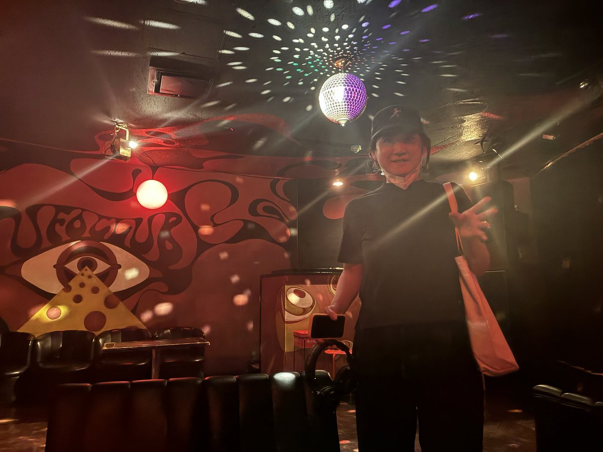 takusciante's tweet photo. 本日21時から🛸
予約無しの方も大歓迎です〜🛸🛸 https://t.co/bYIPb0tSGb