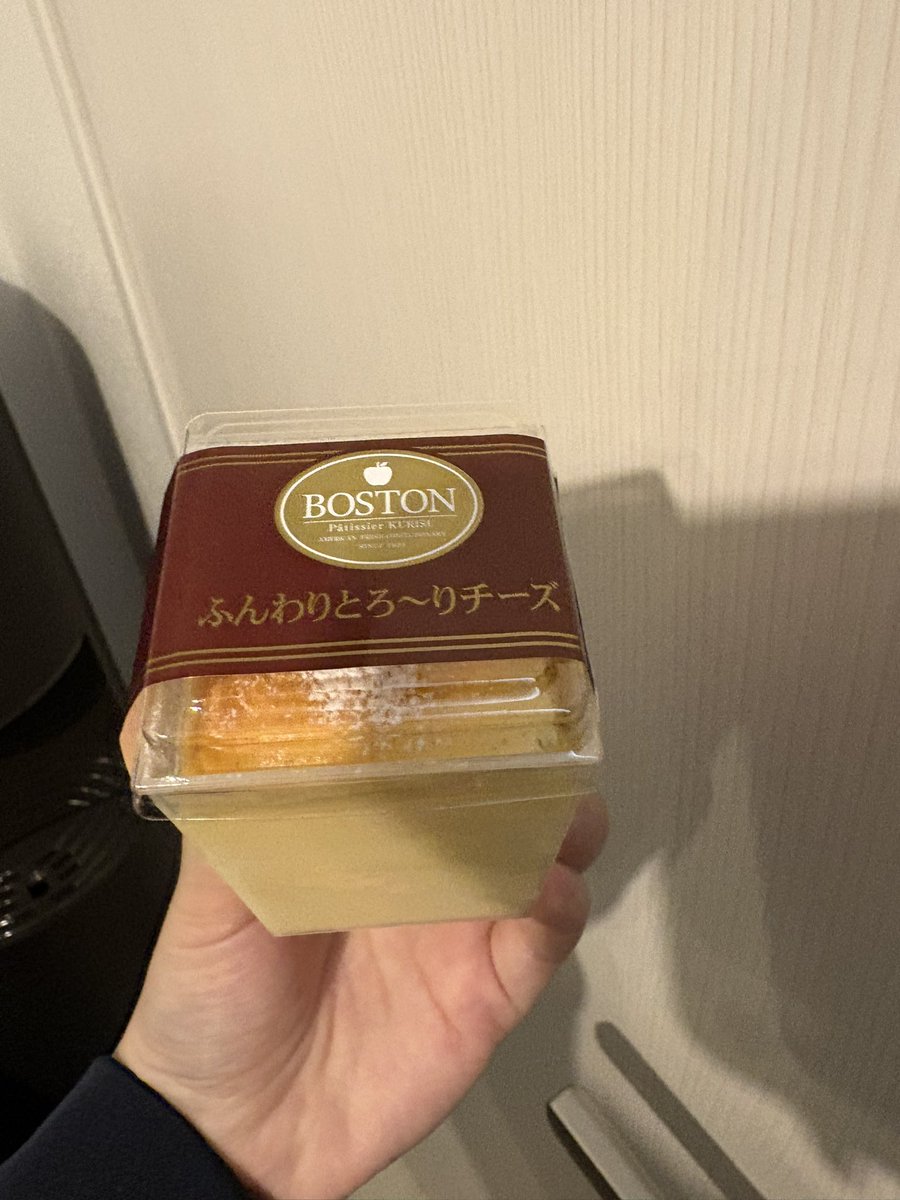 hin03342820's tweet photo. またチーズケーキ https://t.co/cANKPWVnqw