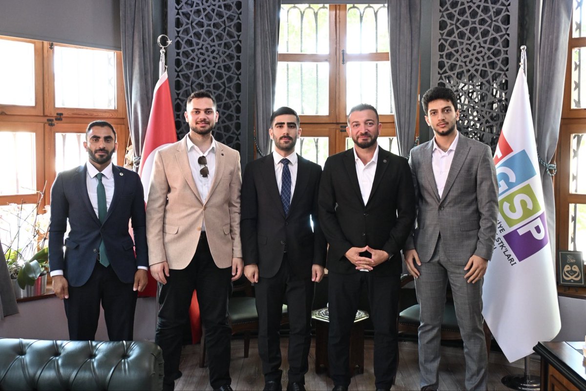 tgsptr's tweet photo. TGSP Genel Merkezimizde, Iraklı Öğrenciler Derneği Başkanı Amjed Tajaldeen ve beraberindeki heyeti ağırladık.

Gerçekleştirilen ziyarette gençlik çalışmaları, uluslararası öğrenci faaliyetleri ve gelecekte hayata geçirilebilecek iş birliklerine ilişkin verimli bir görüşme gerçekleştirildi.

Kendilerine nazik ziyaretleri için teşekkür ederiz.