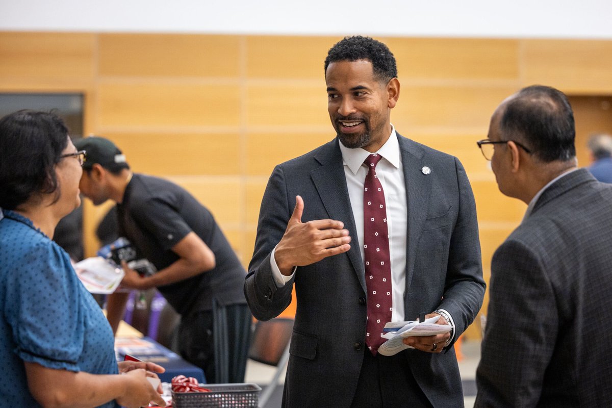 bannermoco's tweet photo. Will Jawando’s big win was years in the making https://t.co/qrlhxLd8GN https://t.co/ifMQCxPjQ4
