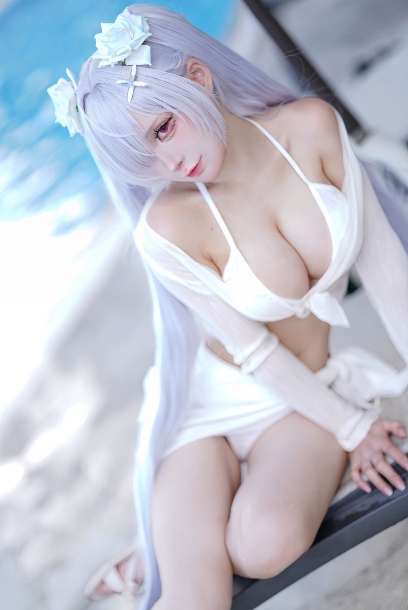hakonyanya's tweet photo. シンデレラ：クリスタルウェーブ

#NIKKE #NIKKEcosplay https://t.co/gQjtL8C23I