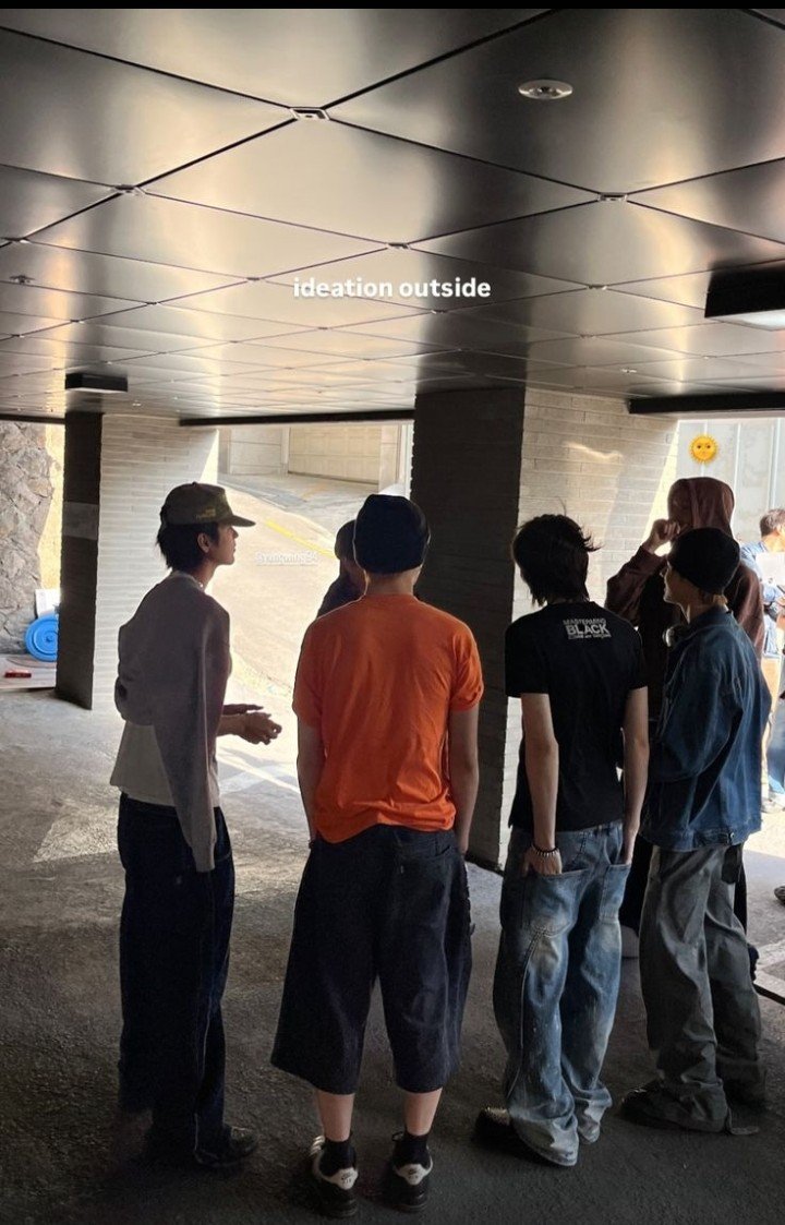 keonholux's tweet photo. sebelum jadi cortis, dulu mereka adalah sunshine boys ☀🌞 https://t.co/mz76pUXcOY