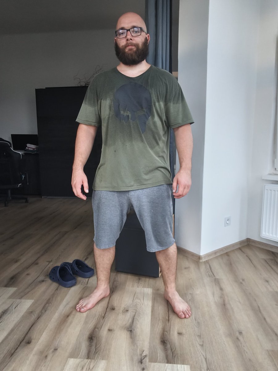 hanilot's tweet photo. I never sweat this hard in gym before. #czech,#gay,#gym,#sweat, https://t.co/dvyEKpbagO