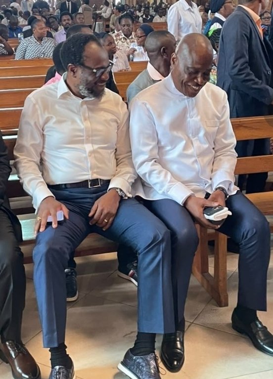 PracticeCredo's tweet photo. @INDIAOMARIFORCE Les victimes du regime de Fatshi ?
Où sont les cicatrices sur leurs visages?
Eish des farceurs. https://t.co/DiRmkM4q9k