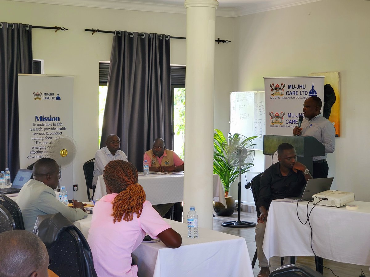 RoleModelFoundn's tweet photo. Happening now at Kacoke Madit Hotel in Gulu City: the Community-Led Regional Monitoring Stakeholders' Dialogue for the West Nile &amp; Northern Regions, organized by the @cehurduganda with support from  @TASOUganda.
@MinofHealthUG 
@gulucitycouncil https://t.co/cDMz73ZkBn
