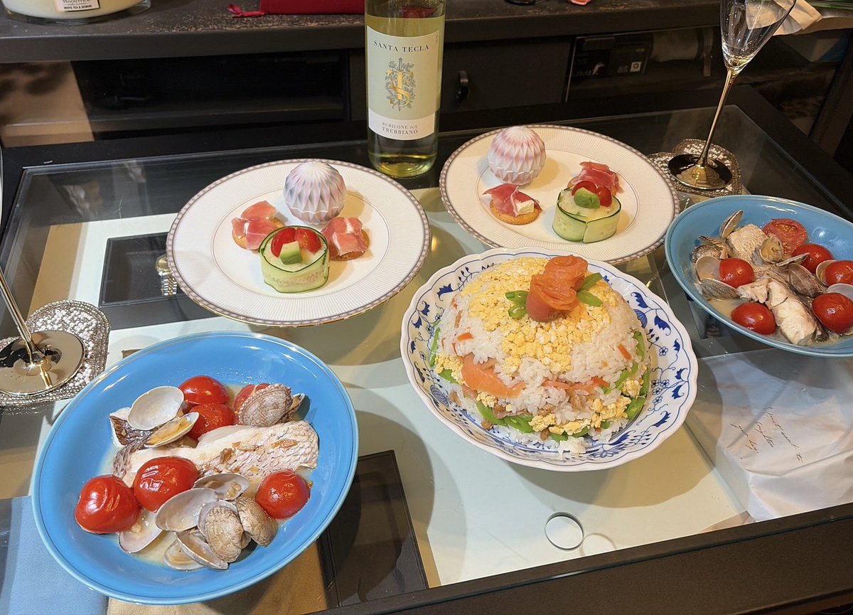 112onZXj5Gxxk69's tweet photo. 風船飛びました〜🎈
先日は昭和緊縛会で誕生日のお祝いもしていただきありがとうございました😊
皆さまこれからもよろしくお願いします。 https://t.co/JAjxZTQePk