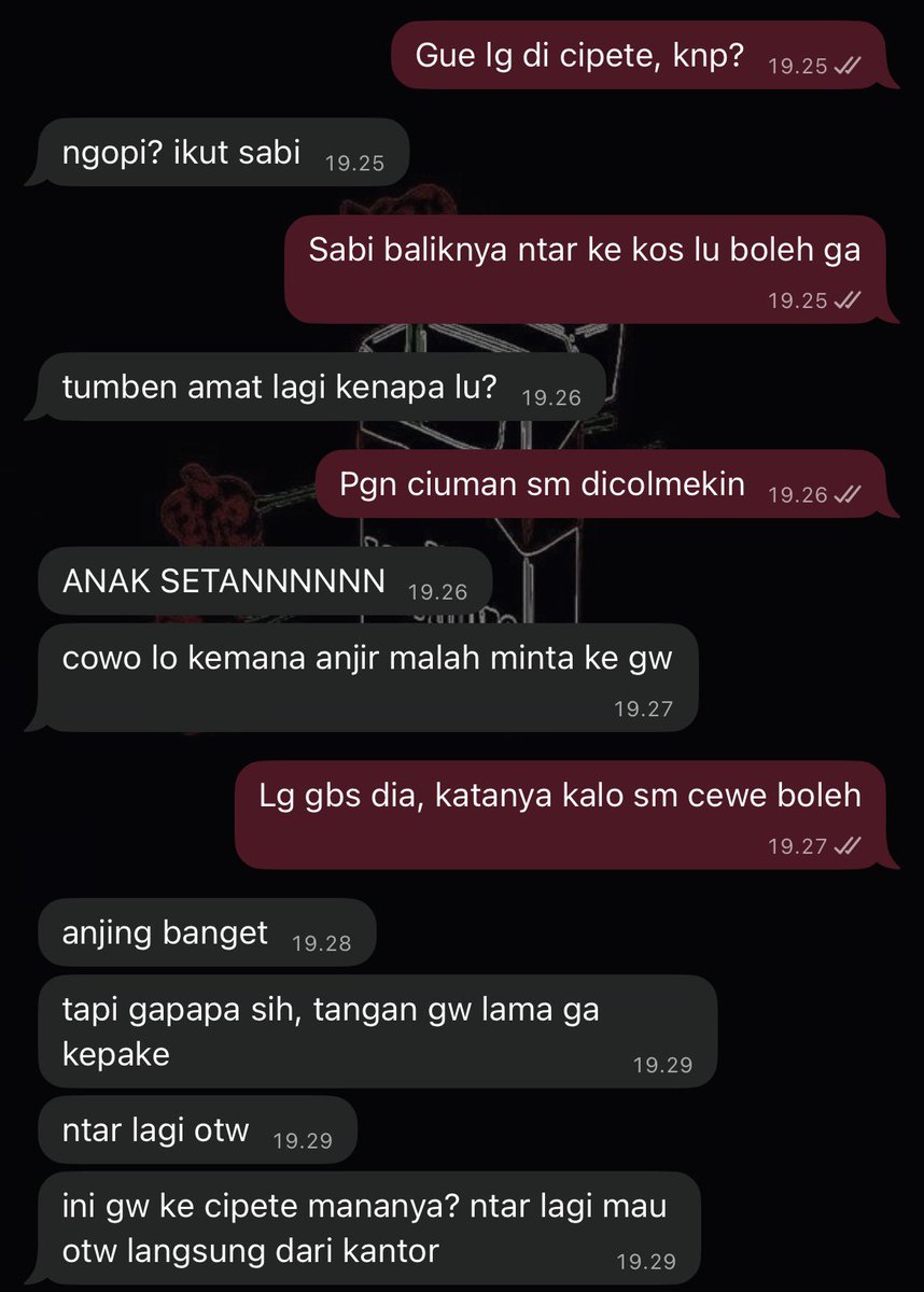 enchantrescia's tweet photo. Keuntungan punya temen lesbi adalah………. 🙏🏼🙏🏼🙏🏼 https://t.co/2AZaM6gLhz