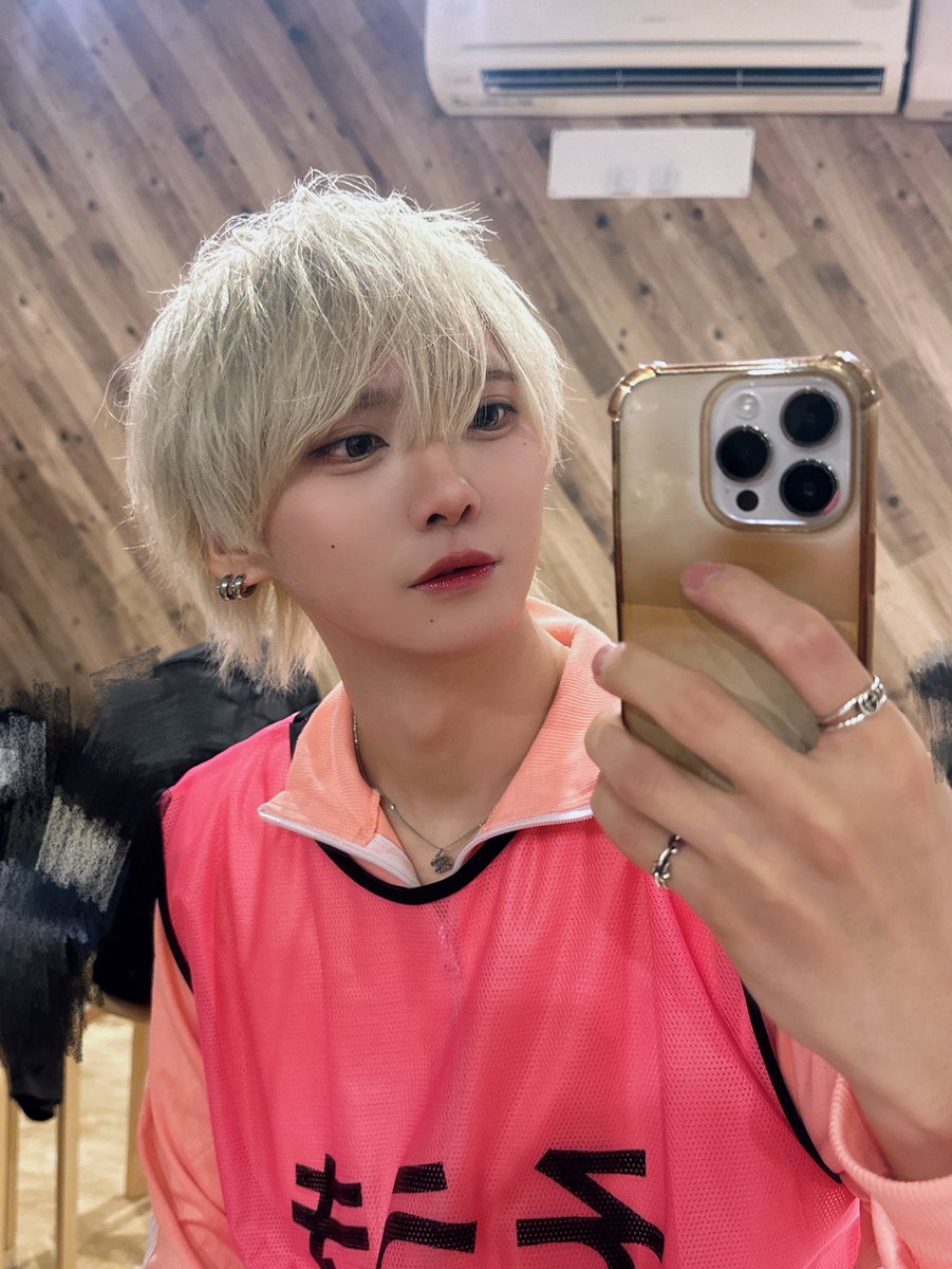 soki_harekoi's tweet photo. 隙見せて「好き」狙ってる 愛されないと生きれない
君の好きが 好きが足りない！ https://t.co/YQfkmjtynW