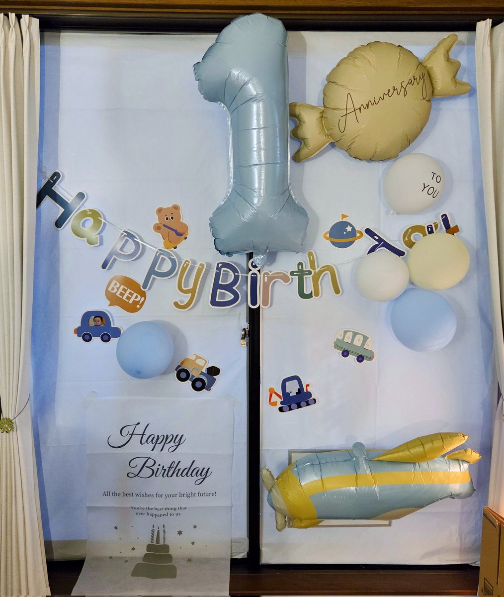 hob_kappa's tweet photo. そして息子氏先々週で無事1歳を迎えまして、1歳超えてから歩き出したり、一気にまたぐっと成長した気がします。
そして今日初めて「ママ」と言いました…！確かに聞きました…！う、う、嬉しいぞ！😂 https://t.co/OgouGB12ln