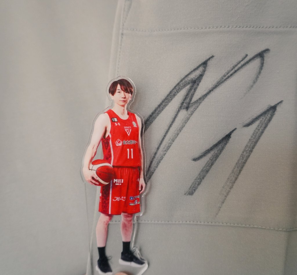 forjets2's tweet photo. 10年ありがとう、B.LEAGUE。
#開幕時に少しだけ戻りたい
ジェッツ12年、プロ17年の選手生活
お疲れさまでしたふーみん。
明日からも共に。 https://t.co/5XRim4fv79