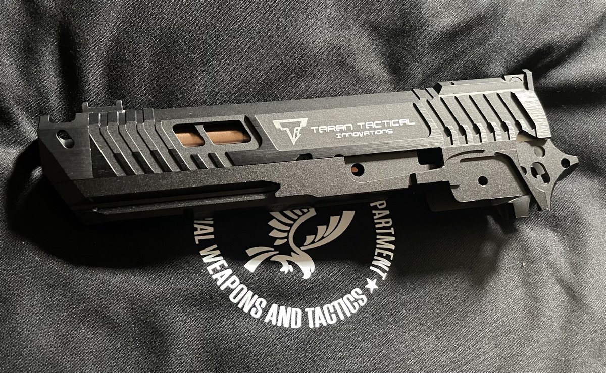 scandal0093's tweet photo. 映画ジョンウィックでキアノリーブス使用の実銃
アメリカはTTI(Taran Tactical Innovations)製 PIT VIPERの正規ライセンス取得のリアル刻印再現
(値段高めだけどクオリティ高く出来が良い!いつもの通りスペシャルパーツ買って組み上げるco2で!!)
#PITVIPER
#TTIPITVIPER
#ジョンウィック https://t.co/7FjDw6FNyT