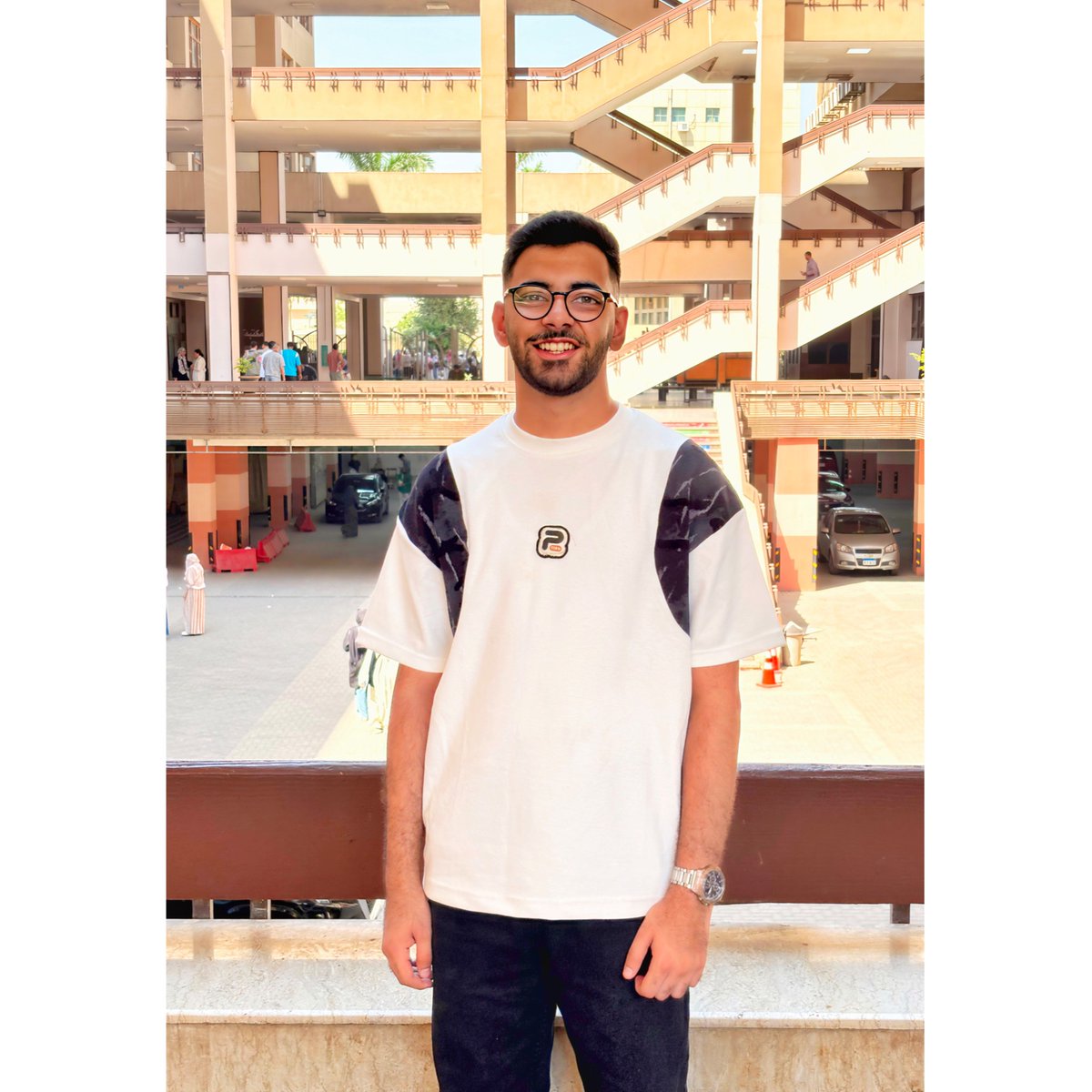 Antonios_49's tweet photo. Finally 🥱🎓🤍 https://t.co/BDgV3XQ91q