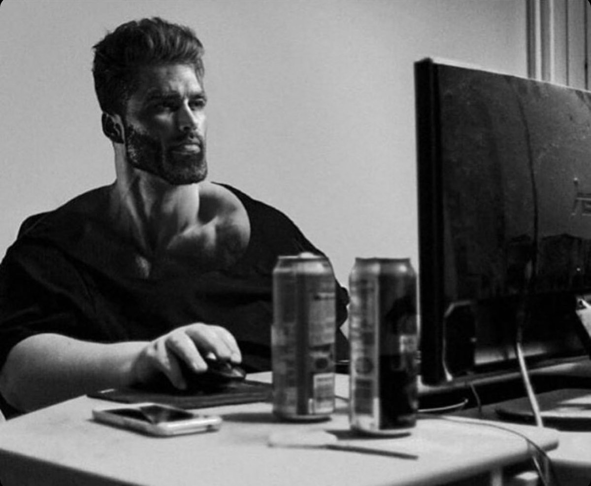 Sakari095's tweet photo. Ever since I saw this gigachad pic I was like wait a minute I remember where this was from.
So I digged and found the 2020 Finnish documentary series called Logged In which was about 5 guys who were neets and this guy was one of them. https://t.co/QfI8psDoVO