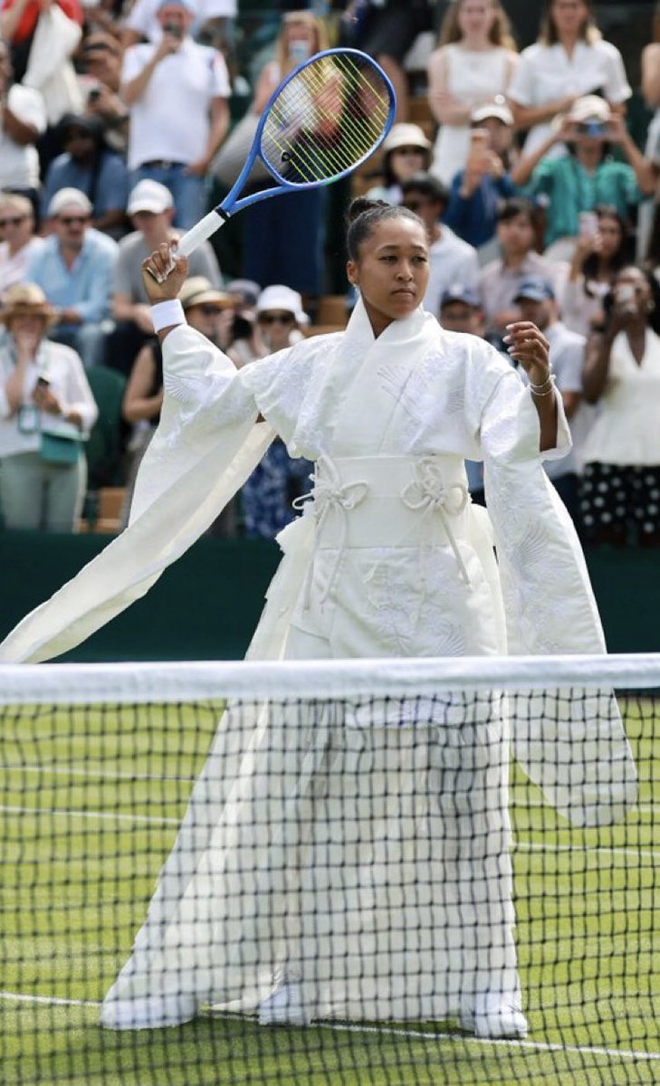 toriniprojects's tweet photo. Deporte estilo
⚽️ así son las distintas caras del mundial 
Pedri y Borja Españoles 🇪🇸 en pose rezo

😍 naomiosaka de moda en Wimbledon 
⚽️ Los eliminados sufren https://t.co/MRfK1HKJC9