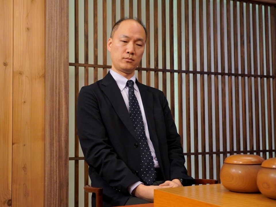 igo_net's tweet photo. 🐉明日20時！竜星戦
7/8(水)20:00～ CS囲碁・将棋チャンネル
「第35期 竜星戦 本戦Fブロック 7回戦
金　秀俊九段 vs 藤沢里菜女流本因坊」

解説：溝上知親九段　聞き手：大澤奈留美五段

📺ご視聴はこちらから▼
J:COM　https://t.co/fswovSBywo
ケーブルテレビ　https://t.co/3ANAr1JQtW
スカパー　https://t.co/ryOUKXfp1g
ひかりTV　https://t.co/fFYbxC8GBX