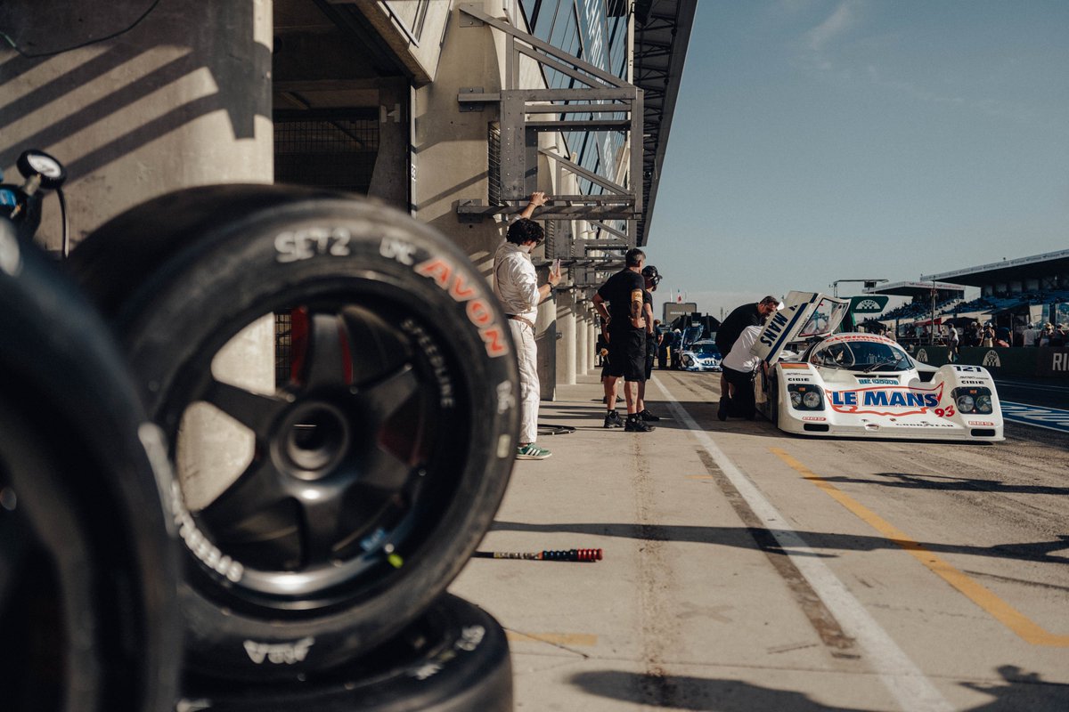 endurancemagfr's tweet photo. 𝐋𝐄 𝐌𝐀𝐍𝐒 𝐂𝐋𝐀𝐒𝐒𝐈𝐂 𝓛𝓮𝓰𝓮𝓷𝓭 🔜

(📸 K Vermeulen - Eric Le Galliot - David Marvier - Whbenlagha / Peter Auto).

#LeMansClassic #PeterAuto https://t.co/2KYyu05yrA