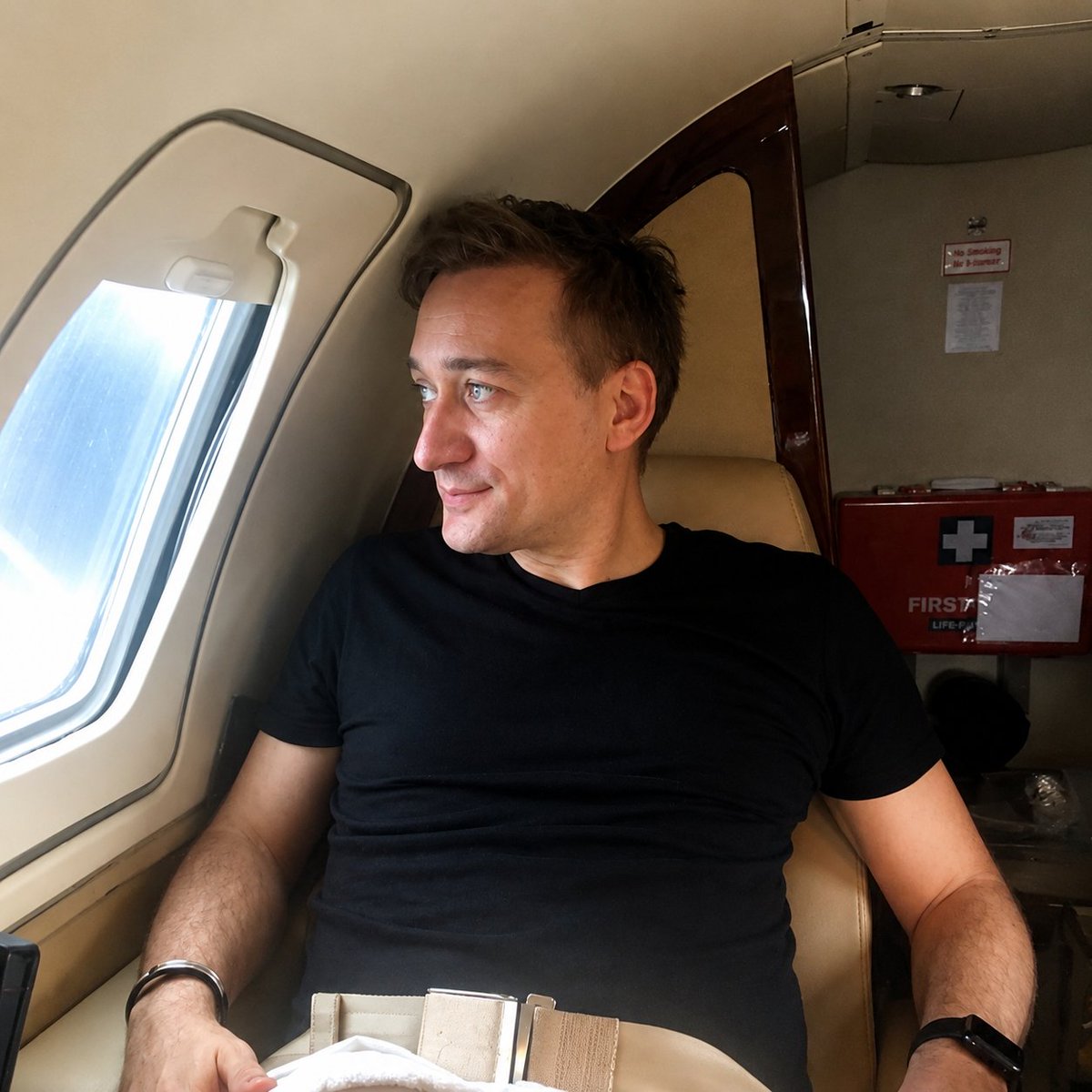 PAULVANDYK's tweet photo. Next stop ✈️ Doof In The Park https://t.co/5H4AVZruae