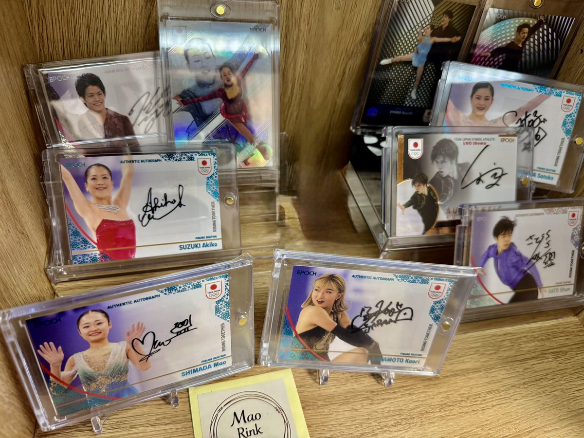 cony_tore's tweet photo. 📩MAIL DAY
EPOCH 2026 TEAM JAPAN WINTER ATHLETES 
#島田麻央 ⛸️
Authentic Autographスカイブルー/25
シリアルが本人（ご両親も？）憧れの浅田真央さんの誕生日と同じだったので何としても手に入れたかった一枚。

週末はフィギュアスケートディスプレイをいい感じに改良しよう♪ https://t.co/ngaxB4Tp34