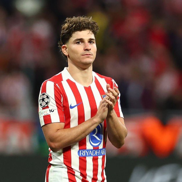 atletiuniverse's tweet photo. 🇪🇸🇦🇷🔴⚪️ Marc Pubill: "Julián Alvarez's comments the other day were a bit strange. If he’s not happy at Atlético, we’ll see what happens, but I think he’ll leave. You always want a player like him in your team. But if he’s not happy there, he stops being as good."

[via @esport3] https://t.co/H6EH7FJ94S