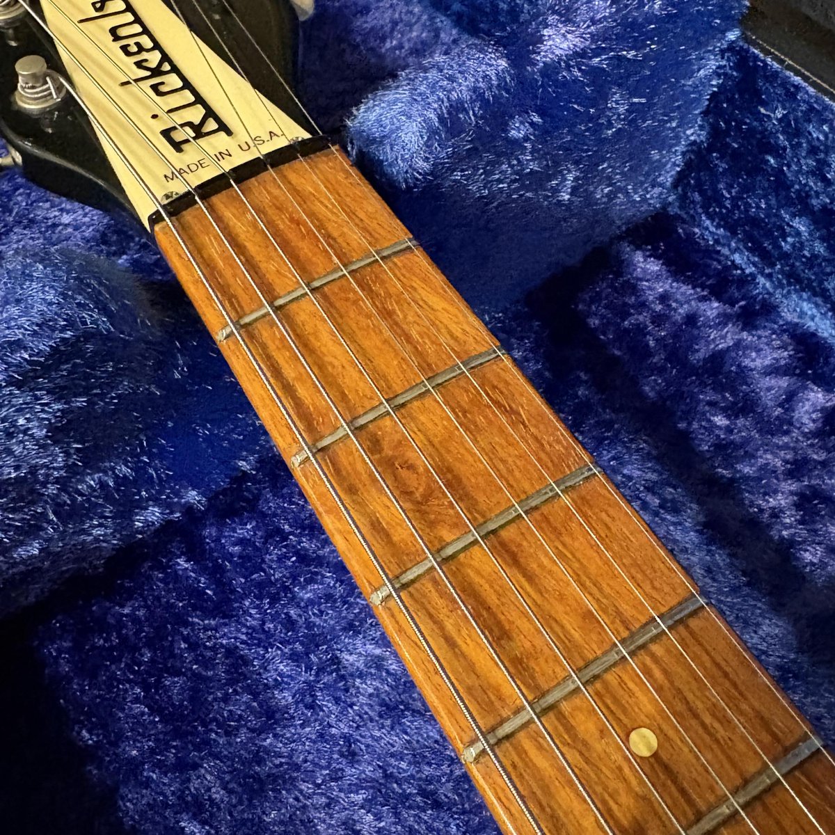 mojo_guitars's tweet photo. Rickenbacker 320
1981年製
ショートスケールのリッケンバッカー

https://t.co/g3wENNZP4S
https://t.co/mKFTXRMyCF

MOJOGUITARSで���楽器の買取・委託も承っています
お気軽にお問い合わせください https://t.co/sDcDmLX8zN