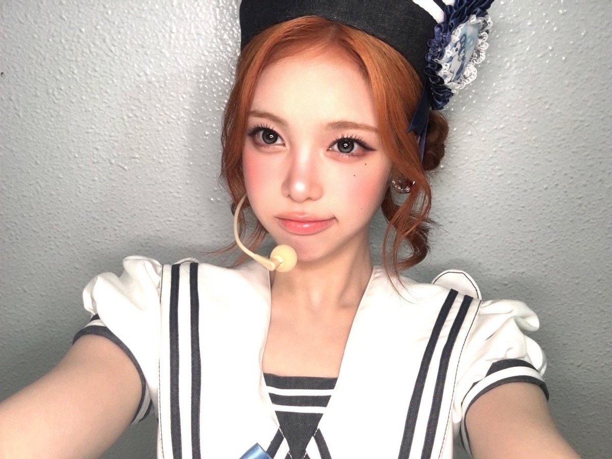 translatingH2H's tweet photo. 🌟 Weverse Post 260630 | #이안

#IAN : This week's favorite Inkigayo🥟🪽

(1 of 3)
#하츠투하츠 #Hearts2Hearts https://t.co/aIu2lAlZEo