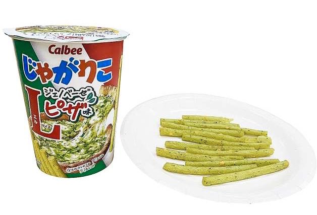gourmetroad5's tweet photo. ７月１４日よりセブンイレブンから、ジェノベーゼピザの味わいを再現した「じゃがりこ ジェノベーゼピザ味」が発売されます✨ https://t.co/AgDFdc77Bd