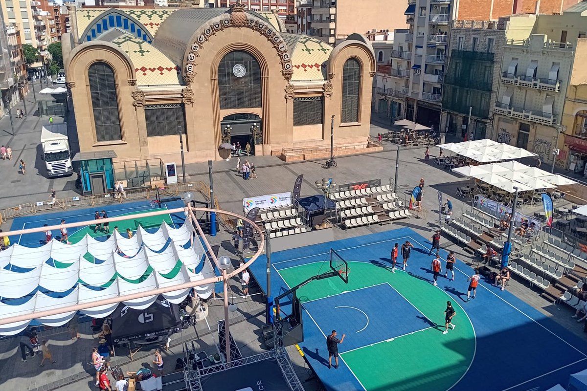 FCBQ's tweet photo. #3x3basquet🏀 / #Tarragona, punt de trobada del millor 3x3 català! 

😍 La ciutat va acollir l'estrena del Circuit PRO 3x3 FCBQ 2026 i la 5a prova del Circuit 3x3 FCBQ

🚏 Propera seu #3x3🔜 #Blanes

➡️ https://t.co/OzktTEsIK2
🔗 https://t.co/H9hgN43IMp
🔗 https://t.co/vse4fsO8kJ https://t.co/h7h4Frg5Nr