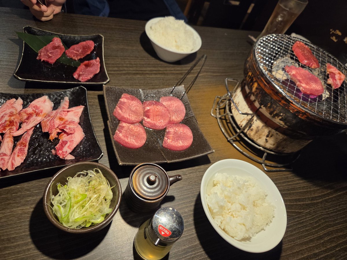 8wari_doudemo11's tweet photo. 昨日食べた焼肉がうまかった🥩🔥(*´﹃｀*) https://t.co/KQcyI1Im2S
