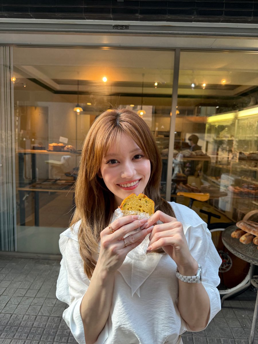 reimi_osawa's tweet photo. カボチャのパウンドケーキ🤍
気づいたら甘いものばかり食べてる👻 https://t.co/FKocPeUObl