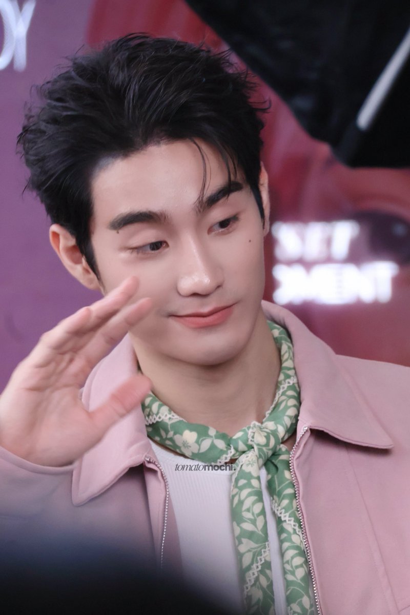 __tomatomochi__'s tweet photo. ปป หล่อเกินนนนนน 🐶✨

@fforcejs 
#fforce_

FORCE WITH EVEANDBOY CAFE
#EVEANDBOYXFORCE
#EVEANDBOYCafexNOSETEA https://t.co/6SpfDfwiH3