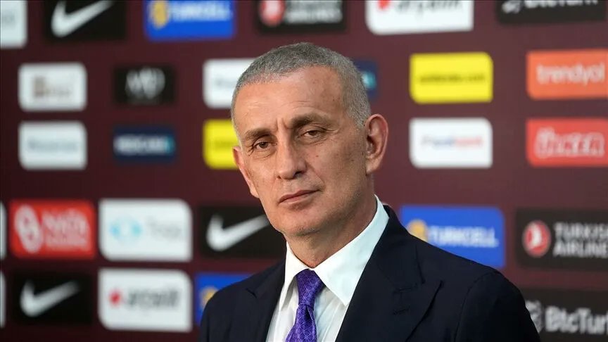 Musaozsoy's tweet photo. Resmen terinin son damlasına kadar savaşan takımları izliyoruz. Büyük hikayeler yazılıyor. Biz ise, futbolcularımıza hiç ihtiyaçları yokken 16 milyon dolar ödendiğini öğreniyoruz.
O parayla kaç okul yaptırılırdı?
Kaç amatör kulüp kalkınırdı?
Kaç altyapı tesisi kurulurdu?
Bunlar dur diyecek kimse yok mu!?
@tcbestepe