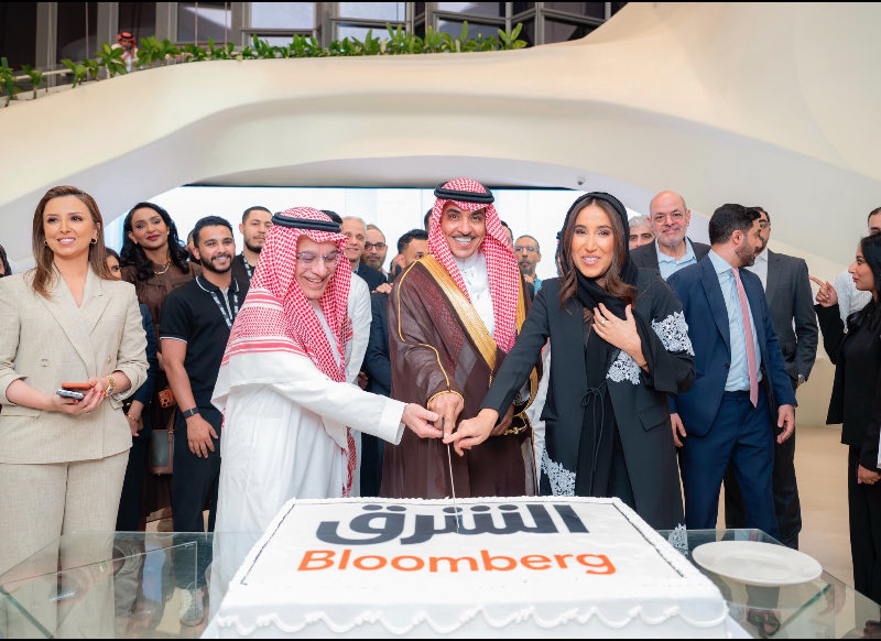 boxl1g's tweet photo. مافيه ولا موظف سعودي بالغلط طيب حطو واحد https://t.co/fScMWfaVYX