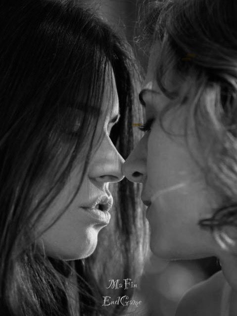 coronelval's tweet photo. Buenos Días a todxs aquí seguimos apoyando a ellas dos. NO hay terceros que entren ❤️🧁❤️  #mafin #MafinEndGame #SueñosDeLibertad #SpinOffMafin https://t.co/cDIQJOzYxO