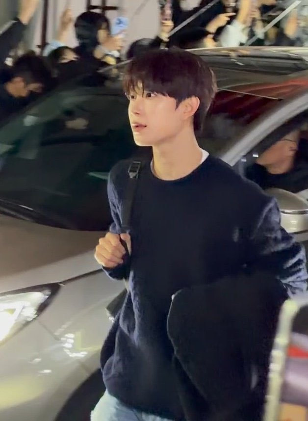 땨 tweet media
