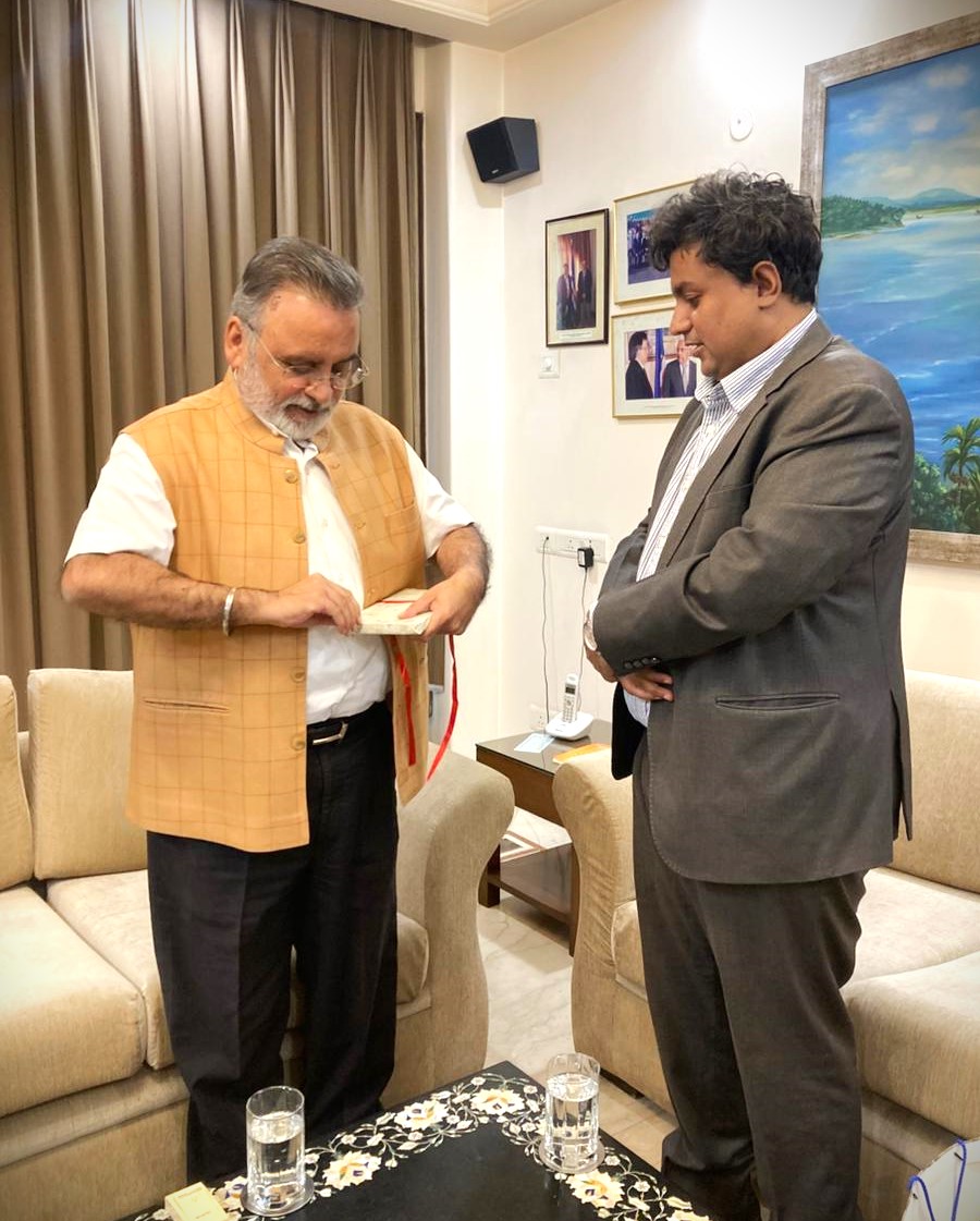 ChemvoltG5425's tweet photo. It is our distinct privilege to share that ChemVolt Global’s CEO, Mr. Kuldeep Gupta (@kuldeep42534746), was honoured to meet Dr. Sanjay K. Dewan, Honorary Consul General of the Republic of Cabo Verde in India, and had the privilege of presenting him with his acclaimed book. https://t.co/ABO3kmTFFS
