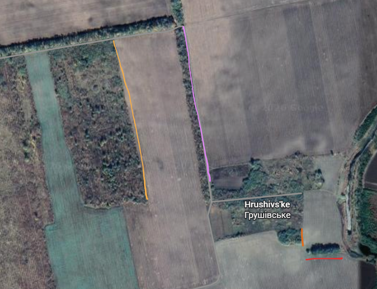 RoadtoMars9's tweet photo. Russian forces from the 80th Tank Regiment of the 90th Guards Tank Division shelled Ukrainian positions in Hrushivske, Donetsk oblast. According to Copernicus imagery, this likely happened ~2-3 weeks ago.
📌: 48.047021, 36.713160

@UAControlMap @GeoConfirmed https://t.co/vAIT3RrSUn