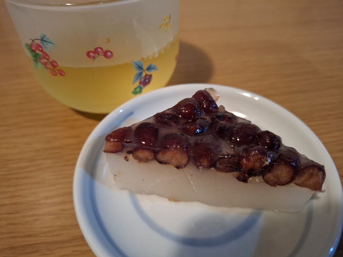 twilight_shion's tweet photo. 今日は夏越の祓。
残り半年も無病息災で過ごせますように。 https://t.co/IFfFbzkEou