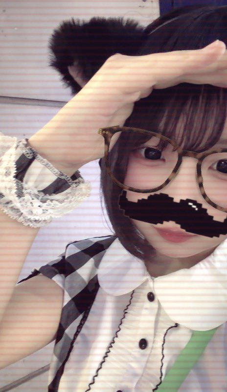 lvesans2's tweet photo. おきゅいん！
風が強くて前髪吹き飛んでる🙂‍↕️
今日もお外いるので拾って~
 #仙台こんかふぇ  #国分町 https://t.co/kg91mM0LNg