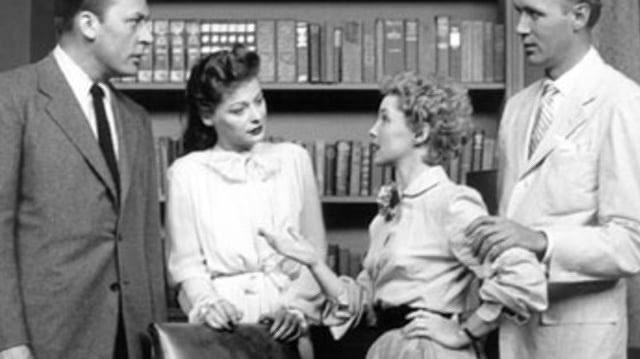 tvhistorytoday's tweet photo. June 30, 1952 - The soap opera "The Guiding Light" debuted on CBS-TV. It had originally began on radio in January 1937, and later to TV by its creator Irna Phillips. For its first 4 years, the cast performed the show live 2x daily - once for radio and once for television. https://t.co/U3iYKJOUeq