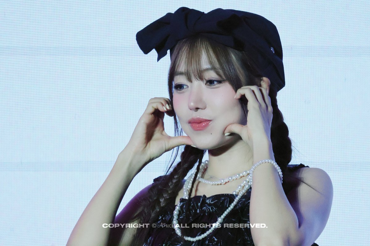 Asuci1229's tweet photo. 260627 <ALWAYS IN PINK：2026 APINK FANMEETING IN SHANGHAI>

귀여워요✧⁺⸜(●˙▾˙●)⸝⁺✧
@APINKKNJ 

#김남주 #남주 #Namjoo 
＃에이핑크 #Apink https://t.co/ehLNOdOiJD